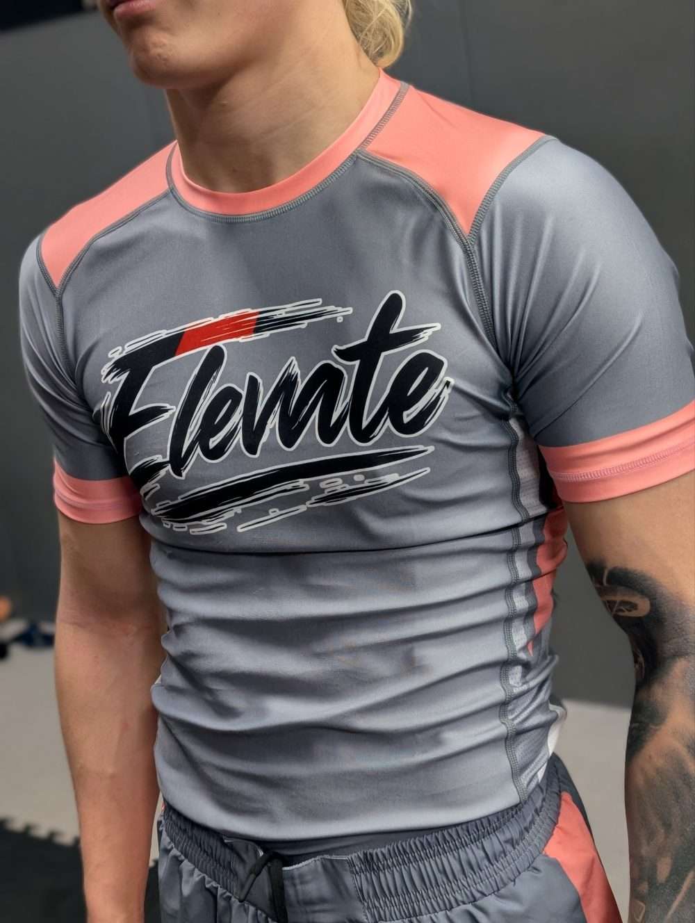 Grey & Peach Rashguard - Image 4